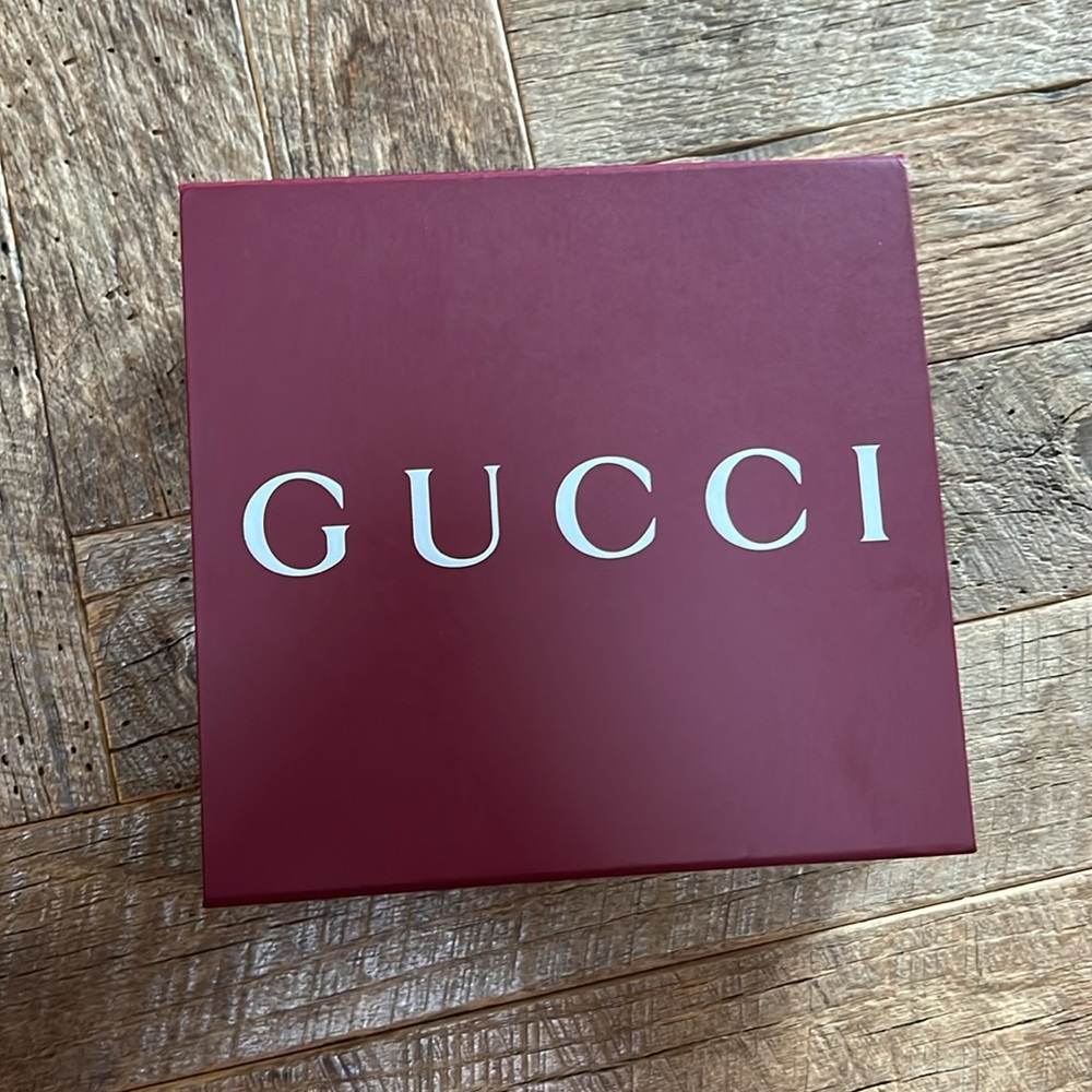 Authentic Gucci box - Picture 8 of 9